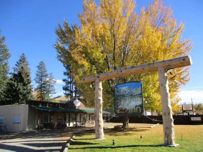 Fall-Rates-comp Fall Motel Rates