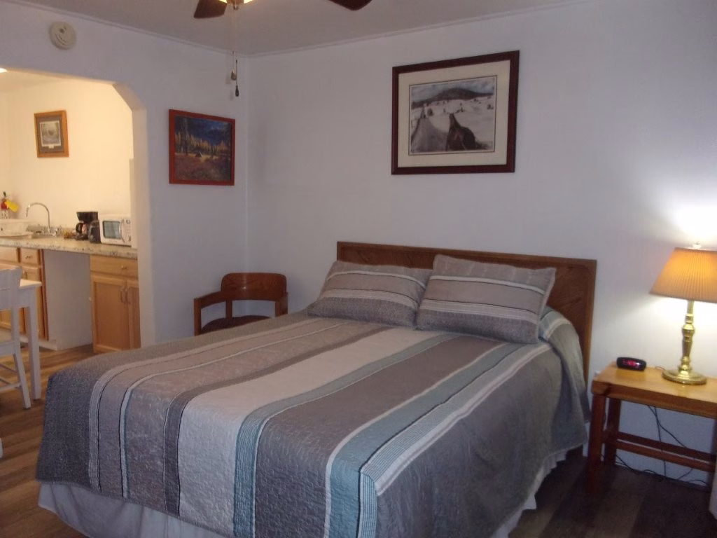 mountain spirit room 10